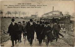 Carte postale ancienne Ivry Fallieres, Briand, Millerand, Lepine Crue de la Seine 1910
                                                                     à Ivry-sur-Seine
                                