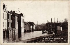 Carte postale ancienne Bas-Meudon - Inondation 1910 - La Rue de Vaugirard
                                                                     à Meudon
                                