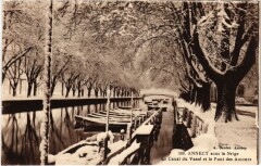 Annecy sous la neige Canal du Vassé Winter à Annecy