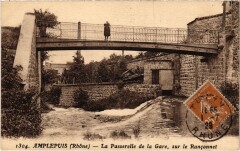 Amplepuis La Passerelle de la Gare à Amplepuis