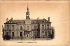 Chatou Hotel de Ville à Chatou