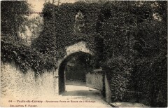 Cernay-la-Ville Vaux-de-Cernay - Porte et Route de l'Abbaye à Cernay-la-Ville