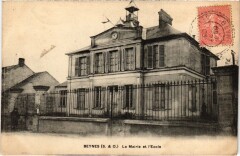 Beynes La Mairie et l'Ecole à Beynes