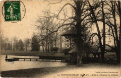 Pontchartrain L'Abri a Bateaux du Chateau