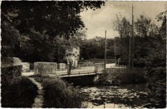 Emance Chateau de Sauvage - Riviere et Entree