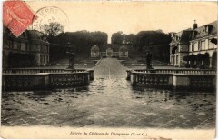 Dampierre Entree du Chateau