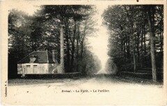 Breval La Foret - Le Pavillon