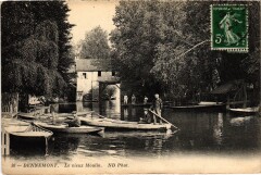 Follainville-Dennemont Le Vieux Moulin à Follainville-Dennemont