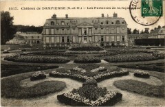 Dampierre Chateau - Parterres de la Facade Sud