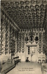Le Celle-Les-Bordes Petiot Salon des Massacres