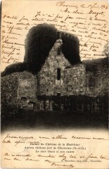 Chevreuse Ruines du Chateau de la Madeleine - Tour Ouest à Chevreuse