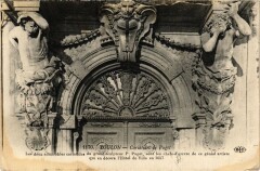 Toulon Cariatides de Puget à Toulon