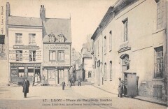Laon - Place Du Palais De Justice