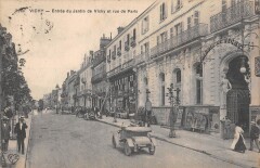 Vichy - Entree Du Jardin De Vichy Et Rue De Paris - Automobile à Vichy