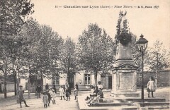 Chazelles Sur Lyon - Place Thiers -
																					42140 Chazelles-sur-Lyon
																			
