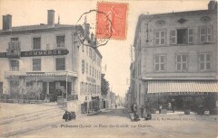 Pelussin - Place Des Croix Et Rue Centrale