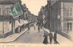 Montargis - La Rue Doree à Montargis