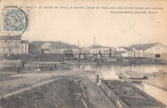 Au Bassin Du Canal - A Gauche L'Asile Des Vieillards Petites Soeurs -
													42 Loire
												