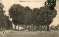 Tours Place Loiseau d'Entraigues à Tours