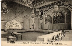 Tours Hotel de Ville et Salle du Conesil à Tours