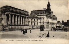 Carte postale ancienne Tours - Le Palais de Justice et le Nouvel Hotel de Ville
                                                                     à Tours
                                