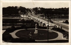 Tours Pont de Pierre à Tours