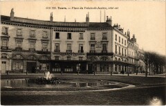 Tours Place du Palais à Tours
