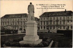 Tours Hotel de Ville Square Rabelais à Tours