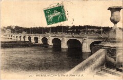 Tours Pont de Pierre à Tours