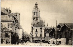 Tours Rue des Halles Tour de l'Horloge à Tours