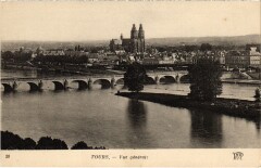 Tours vue generale à Tours