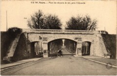 Tours Pont du chemin de fer à Tours