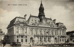 Tours Hotel de Ville à Tours