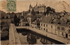 Loches vue generale à Loches
