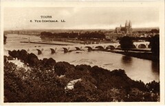 Tours vue generale à Tours