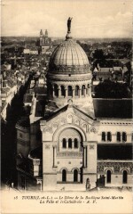 Tours Dome de la Basilique Saint-Martin à Tours