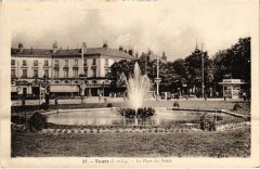 Tours Place du Palais à Tours