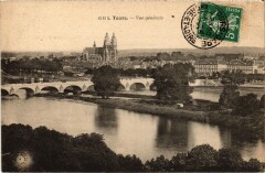 Tours vue generale à Tours