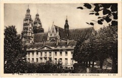 Tours Le Musee et la Cathedrale à Tours