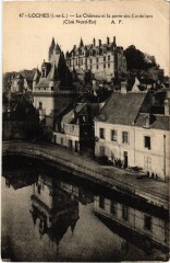 Loches Le Chateau et Porte des Cordeliers à Loches