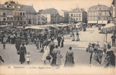 Epernay - La Place Hugues Plomb