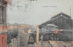Nevers - La Gare Et La Rotonde - Train à Nevers