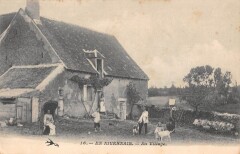 En Nivernais - Au Village