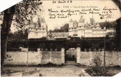 Usse Vue de Face du Chateau