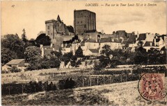 Loches Vue sur la Tour Louis Xi et le Donjon à Loches