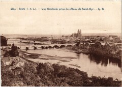 Tours Vue Generale à Tours