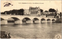 Amboise Le Pont - Le Chateau à Amboise