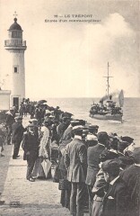 Le Treport - Entree D'Un Contre Torpilleur -
													76 Seine Maritime
												