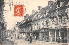 Houdan - Rue De Paris à Houdan