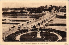 Tours Pont de Pierre à Tours